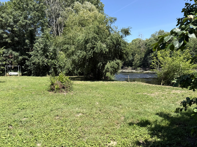 French property for sale in Gouex, Vienne - €85,000 - photo 9