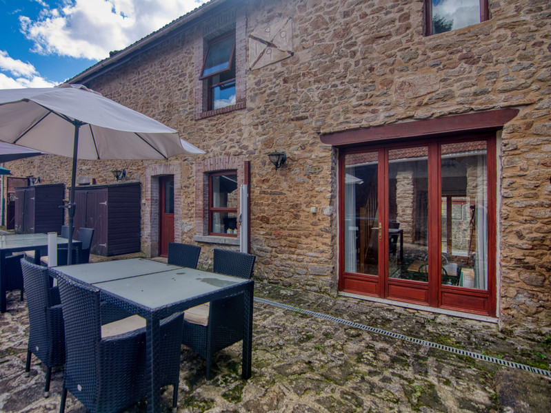 French property for sale in Saint-Amand-Magnazeix, Haute-Vienne - €299,600 - photo 10