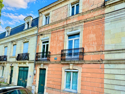 Maison à vendre à Saumur, Maine-et-Loire, Pays de la Loire, avec Leggett Immobilier