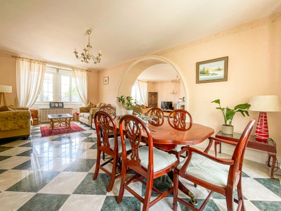 French property for sale in Marcillac-Lanville, Charente - €442,000 - photo 2