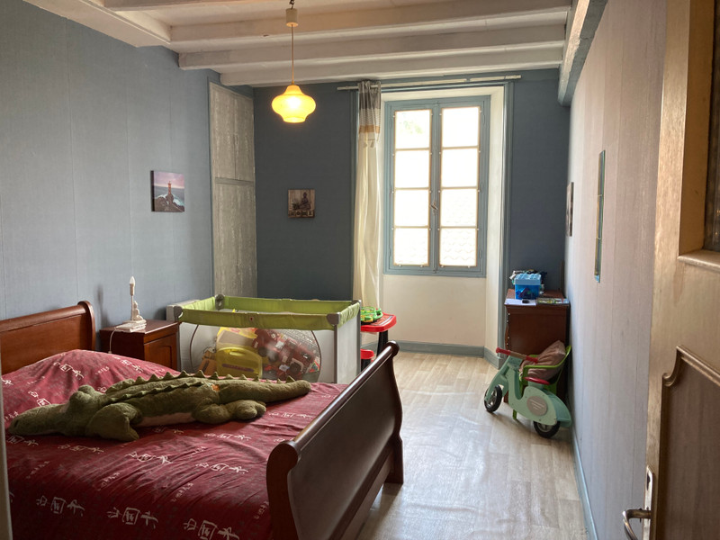 French property for sale in Fontaines-d'Ozillac, Charente-Maritime - €170,000 - photo 5