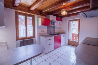 Ski property for sale in Pralognan - €980,000 - photo 8