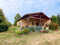 Maison à vendre à Saint-Pé-Saint-Simon, Lot-et-Garonne - 182.000 € - photo 4