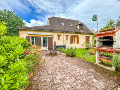 French property for sale in Grun-Bordas, Dordogne - €299,900 - photo 2