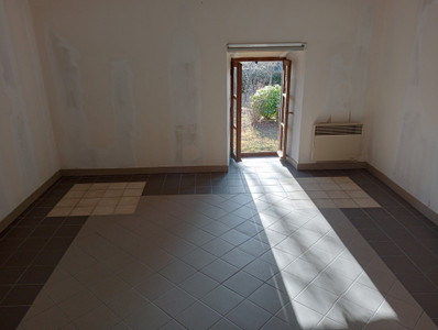French property for sale in Roche-le-Peyroux, Corrèze - €150,000 - photo 6
