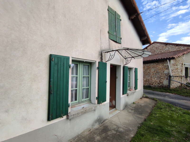 French property for sale in Le Grand-Madieu, Charente - &#8364;59,600 - photo 10