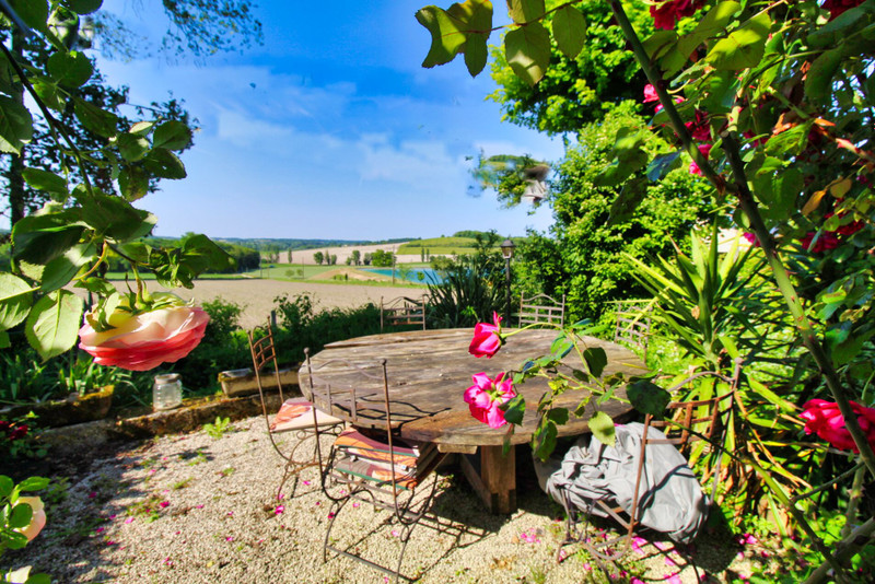 French property for sale in Verteillac, Dordogne - €399,000 - photo 6
