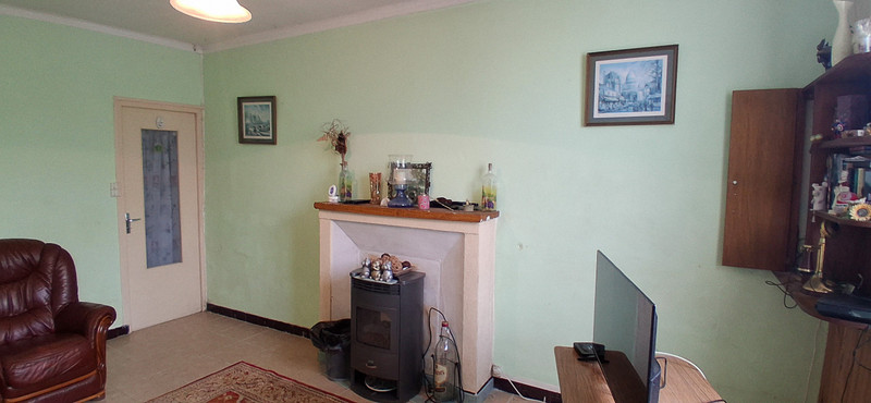 French property for sale in Faymoreau, Vendée - €82,500 - photo 2