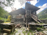 Grange à vendre à Sainte-Foy-Tarentaise, Savoie - 300.000 € - photo 1