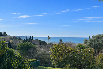 Appartement à vendre à Antibes, Alpes-Maritimes, PACA, avec Leggett Immobilier
