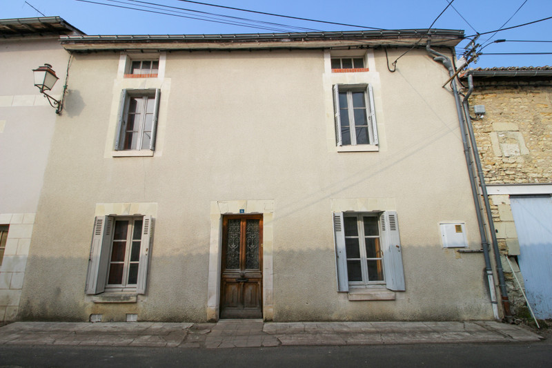 Maison à Richelieu, Indre-et-Loire - photo 1
