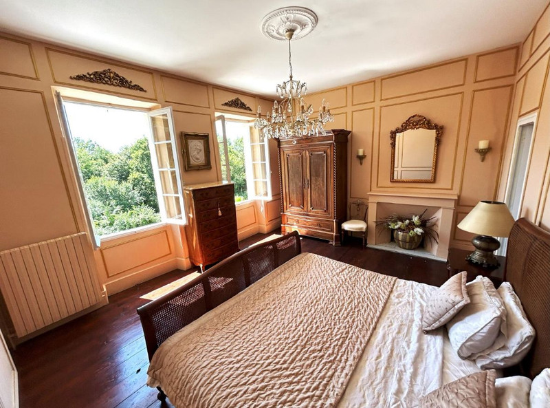 French property for sale in Eyres-Moncube, Landes - €842,500 - photo 5