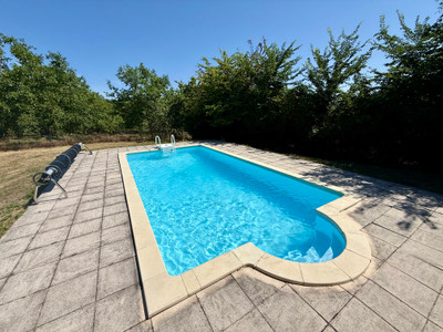 French property for sale in Pillac, Charente - €185,000 - photo 1