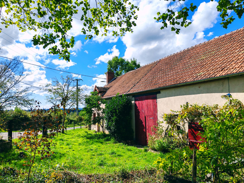 French property for sale in Moureuille, Puy-de-Dôme - €109,000 - photo 13