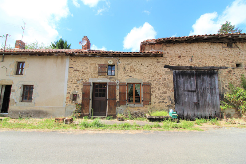 French property for sale in Pressignac, Charente - &#8364;149,000 - photo 10