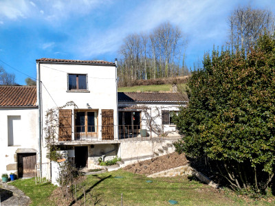 Maison à vendre à Maisonnais-sur-Tardoire, Haute-Vienne, Limousin, avec Leggett Immobilier