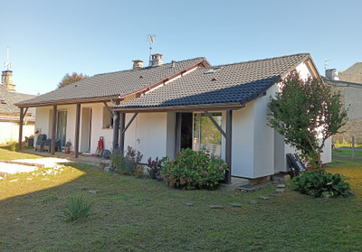 Maison à vendre à Marcillac-la-Croisille, Corrèze, Limousin, avec Leggett Immobilier