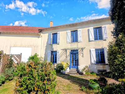 French property for sale in Bussière-Galant, Haute-Vienne - €109,000 - photo 1