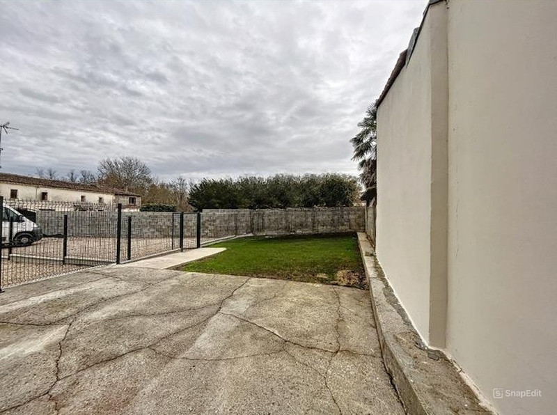 French property for sale in Saint-Paul, Gironde - €360,000 - photo 7