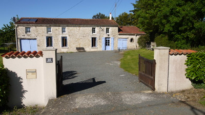 Maison à vendre à La Chapelle-Thémer, Vendée, Pays de la Loire, avec Leggett Immobilier
