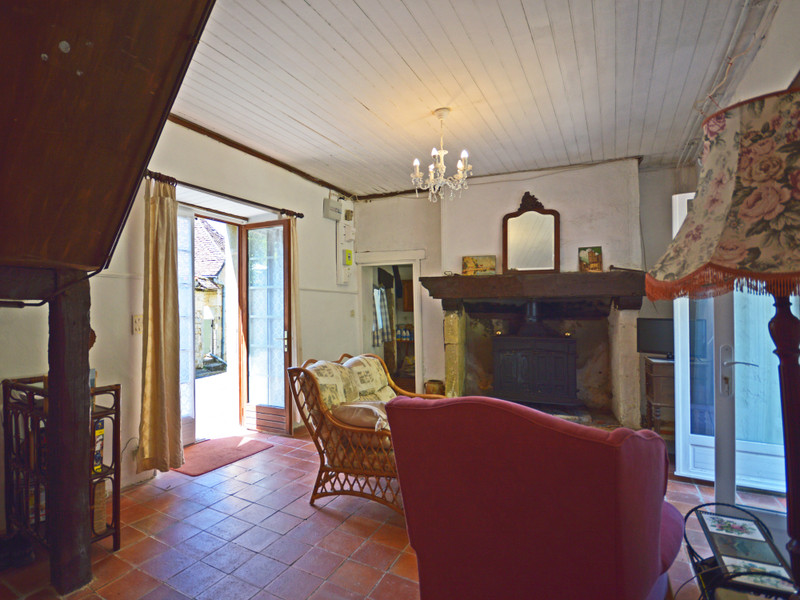 French property for sale in Badefols-d'Ans, Dordogne - €140,000 - photo 4