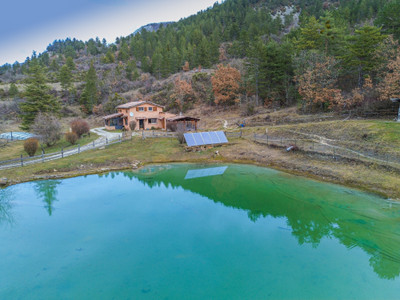 house for sale in Alpes-de-Haute-Provence