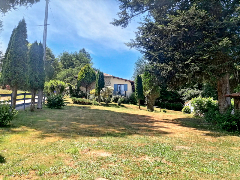 Propriété à vendre à Saint-Mathieu, Haute-Vienne - 136 000 €