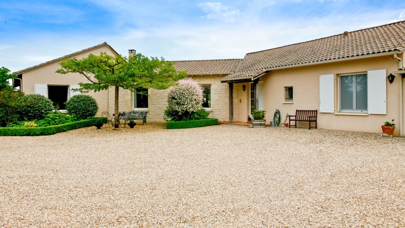 French property for sale in Eymet, Dordogne - €780,000 - photo 1
