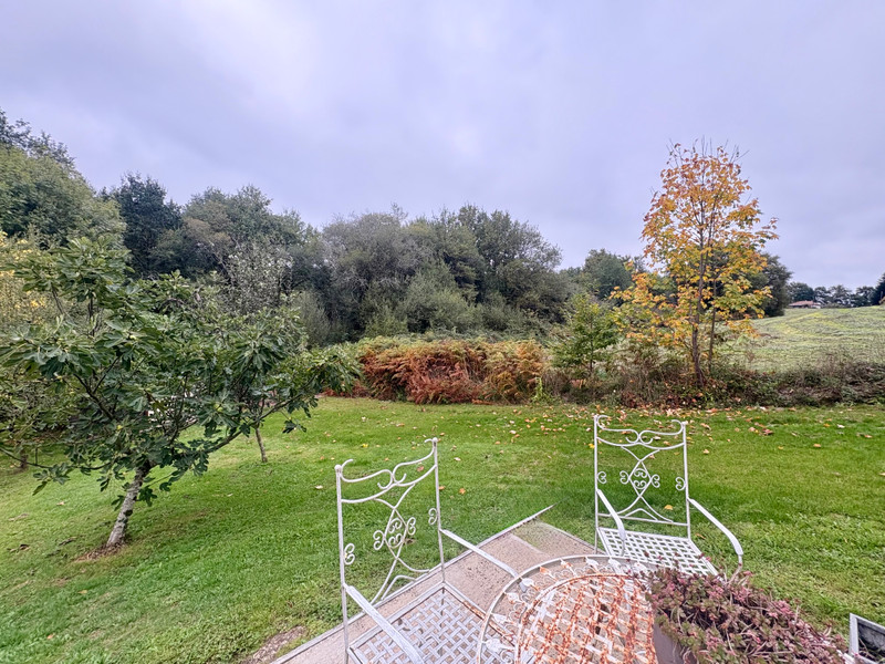 French property for sale in Saint-Saud-Lacoussière, Dordogne - €145,000 - photo 2