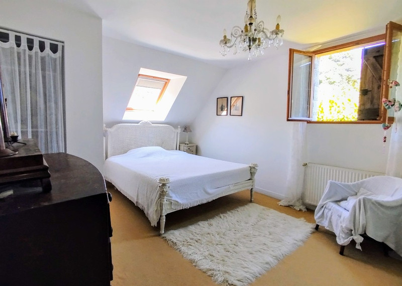 French property for sale in Barenton, Manche - €268,900 - photo 4