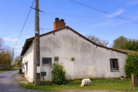 Propriété à vendre à Moussac, Vienne - 86 000 € - photo n°5