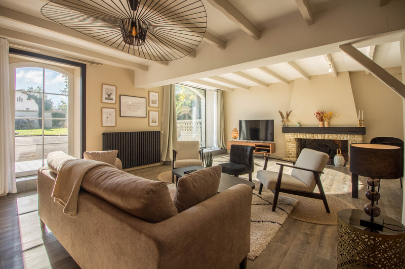 French property for sale in Angoulême, Charente - €649,950 - photo 6