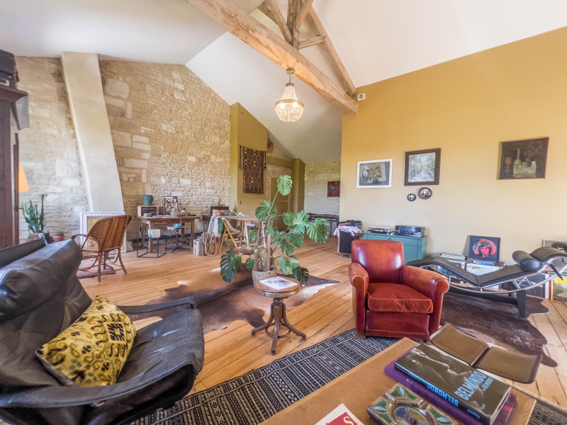 French property for sale in Angoulême, Charente - €483,000 - photo 5