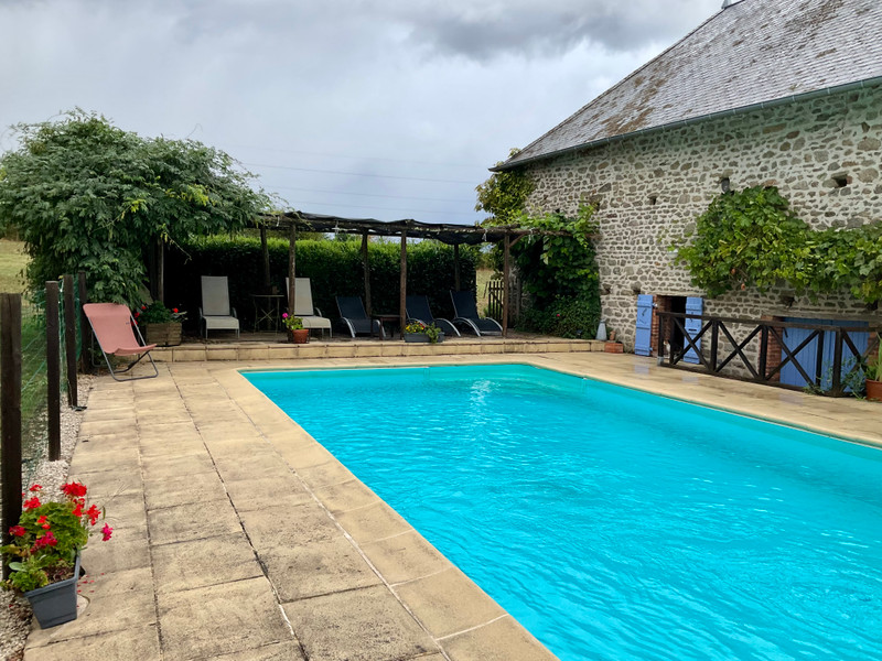 French property for sale in Cressat, Creuse - €318,000 - photo 1