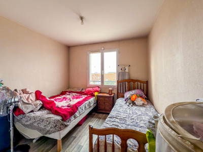 French property for sale in Grigny, Essonne - €134,000 - photo 5