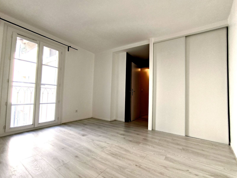 French property for sale in Avignon, Vaucluse - €265,000 - photo 6