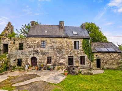 French property for sale in Kerpert, Côtes-d'Armor - €88,000 - photo 1