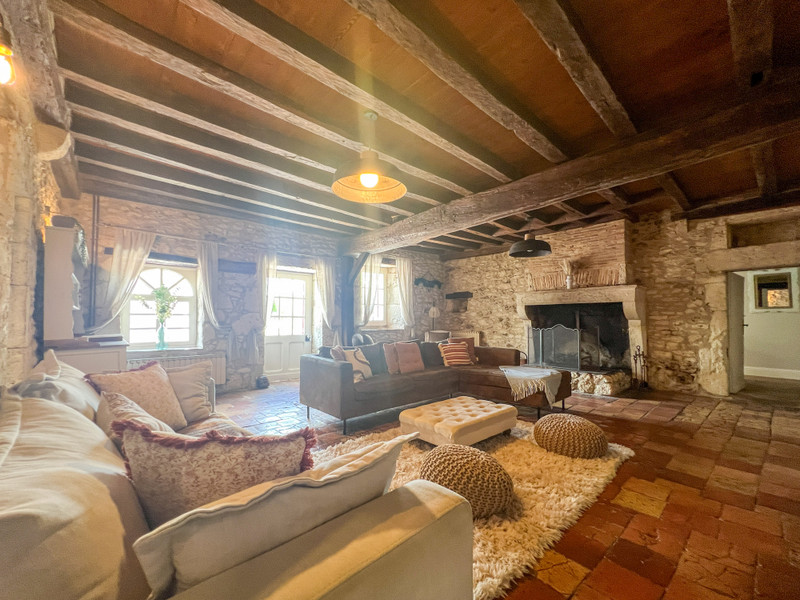 French property for sale in Saint-André-et-Appelles, Gironde - €498,200 - photo 8