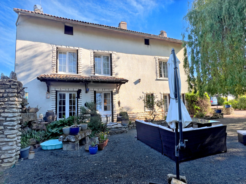 Propriété à vendre à Moncontour, Vienne - 256 800 €