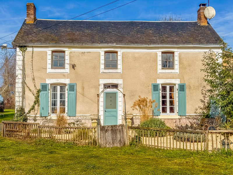French property for sale in Beugnon-Thireuil, Deux-Sèvres - €199,999 - photo 5