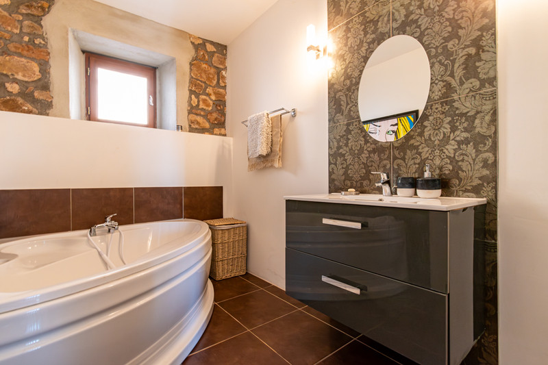 French property for sale in Saint-André-de-Roquelongue, Aude - €369,000 - photo 2