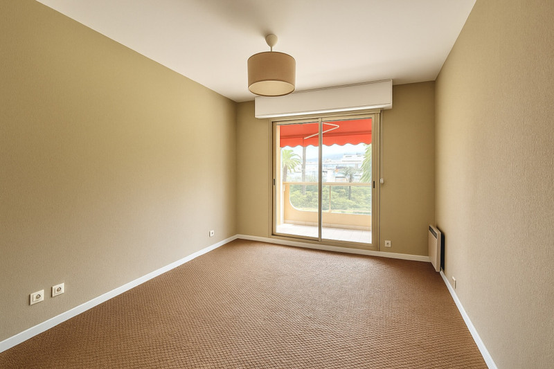 French property for sale in Nice, Alpes-Maritimes - €365,000 - photo 9