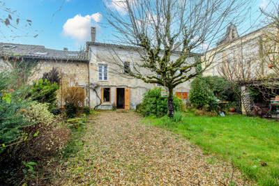 Maison à vendre à Bourg-des-Maisons, Dordogne, Aquitaine, avec Leggett Immobilier