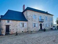 Maison à vendre à Saint-Priest-les-Fougères, Dordogne - 468 000 € - photo 1