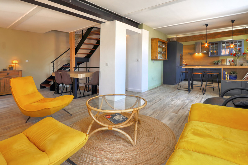 French property for sale in Rustrel, Vaucluse - €297,000 - photo 3