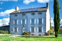 Maison à vendre à Saint-Paul-en-Gâtine, Deux-Sèvres - 195.480 € - photo 1