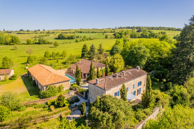 Maison à vendre à Vouthon, Charente, Poitou-Charentes, avec Leggett Immobilier