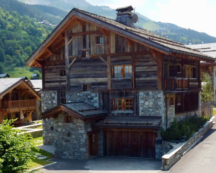 Ski property for sale in Meribel - €4,053,000 - photo 0