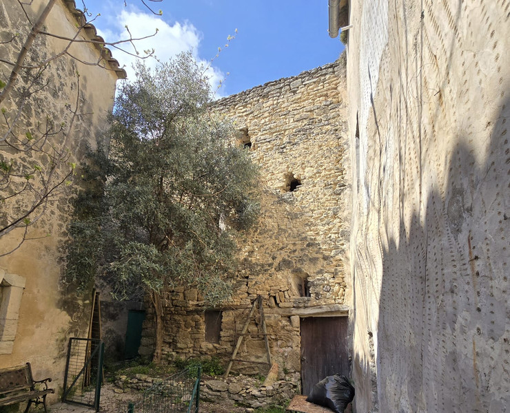 Maison à vendre à Bonnieux, Vaucluse - 69.000 € - photo 1