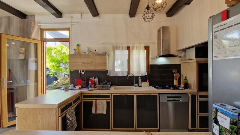 French property for sale in Aigues-Vives, Hérault - €330,000 - photo 3